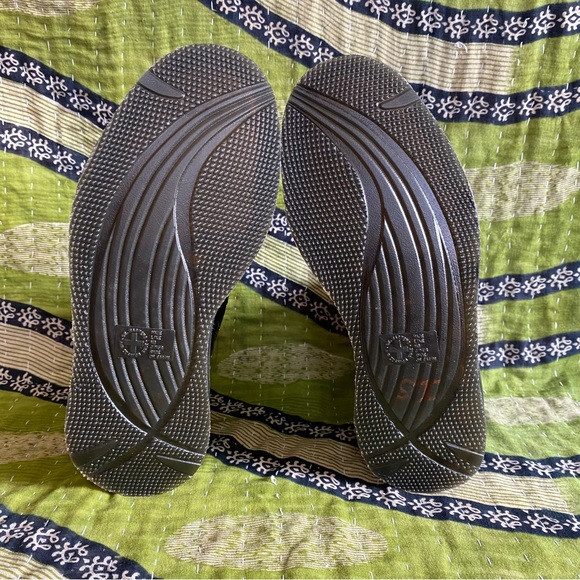 NWOB Rare Dr. Martens Black Jemison Wingtip Zip Up Wedge Combat Boots Size 6 - Picture 10 of 16